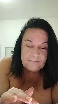 Snapshot of Yaya_Mineira chatting on July 20, 2026, 10:45 pm Yaya Mineira online show from July 20, 2026, 10:45 pm