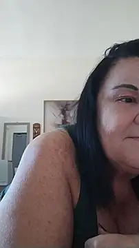 Snapshot of Yaya_Mineira chatting on July 26, 2026, 4:14 pm Yaya Mineira online show from July 26, 2026, 4:14 pm