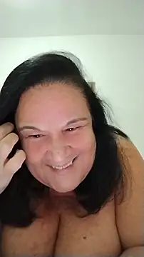 Snapshot of Yaya_Mineira chatting on July 31, 2026, 2:00 am Yaya Mineira online show from July 31, 2026, 2:00 am