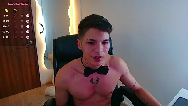 Snapshot of harrisoncuper chatting on February 6, 2025, 2:22 am harrisoncuper online show from February 6, 2025, 2:22 am