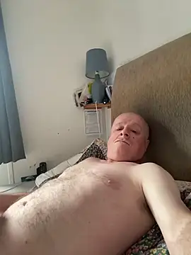 locallad88 online show from October 11, 2025, 8:24 am