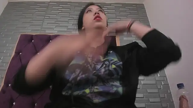 AntoneellaF online show from January 11, 2025, 2:41 am