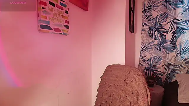 sweetcata23 online show from October 21, 2025, 8:09 pm