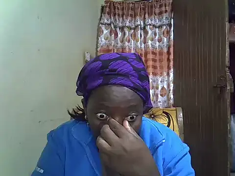 Ebonyceline online show from October 31, 2025, 4:57 am