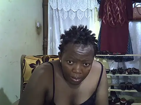 Snapshot of Ebonyceline chatting on January 12, 2026, 2:06 am Ebonyceline online show from January 12, 2026, 2:06 am