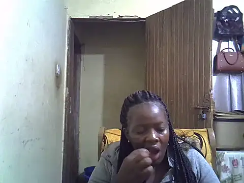 Snapshot of Ebonyceline chatting on March 3, 2026, 7:53 pm Ebonyceline online show from March 3, 2026, 7:53 pm