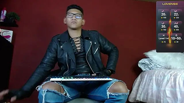 TomLover 12 online show from February 22, 2025, 11:13 am