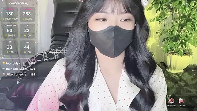 Mya Lee online show from December 22, 2024, 6:48 pm