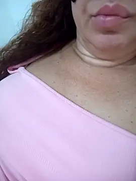 CASADASIGILO2 online show from December 15, 2025, 8:29 am