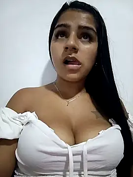 AnnRosse18 online show from January 15, 2025, 10:02 pm