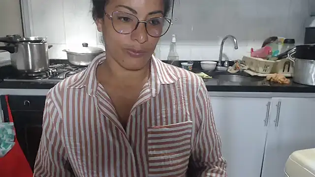 kateleyagrey online show from October 30, 2025, 10:32 pm