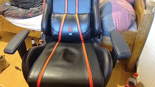 Snapshot of KmlBI26 chatting on November 26, 2025, 7:42 am KmlBI26 online show from November 26, 2025, 7:42 am