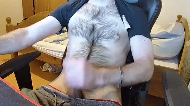 Snapshot of KmlBI26 chatting on March 3, 2026, 11:38 am KmlBI26 online show from March 3, 2026, 11:38 am