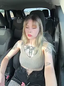 Snapshot of BiancaValentina chatting on June 26, 2026, 2:16 am BiancaValentina online show from June 26, 2026, 2:16 am