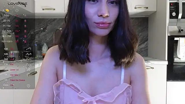 Alice Wonders online show from October 10, 2025, 7:24 pm