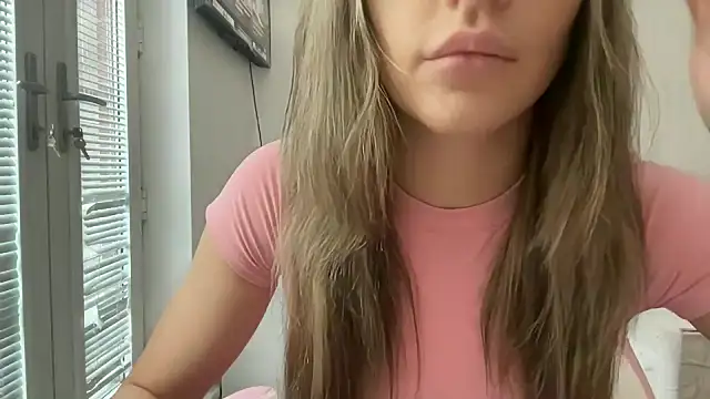 Lillymariee online show from January 31, 2025, 3:55 pm