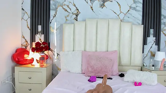 lulumars online show from March 7, 2025, 9:51 am