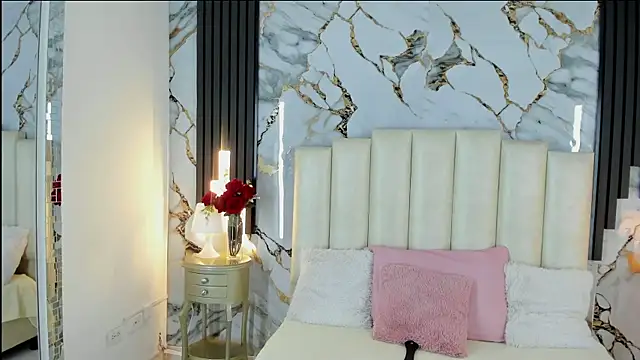 lulumars online show from December 2, 2025, 5:35 am