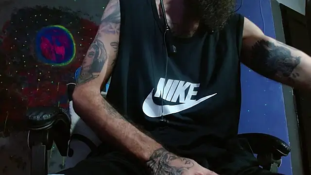 Tatted21xxx online show from February 4, 2025, 7:55 pm