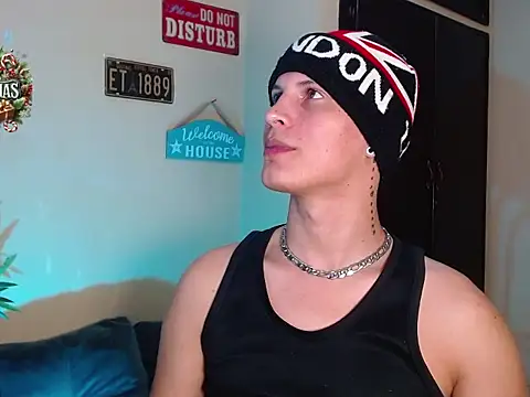 DavidNeill online show from December 29, 2024, 5:42 am