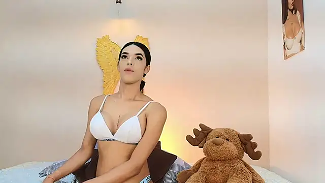 salome Collins 1 online show from March 10, 2026, 11:43 pm