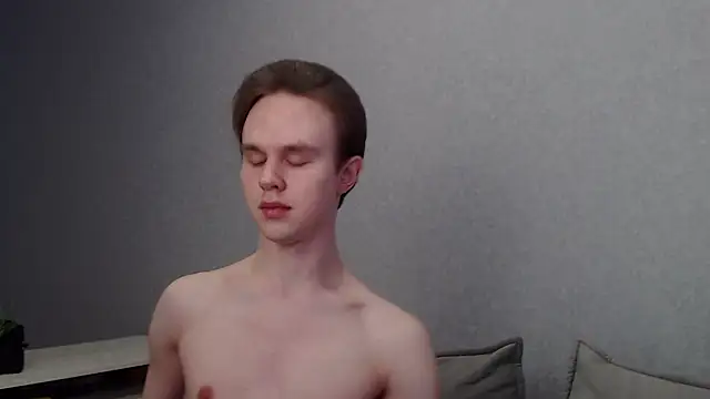 MartinMendez online show from February 18, 2025, 8:59 am