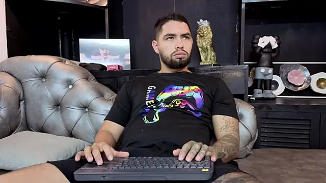 matteosantos online show from October 5, 2025, 11:30 am