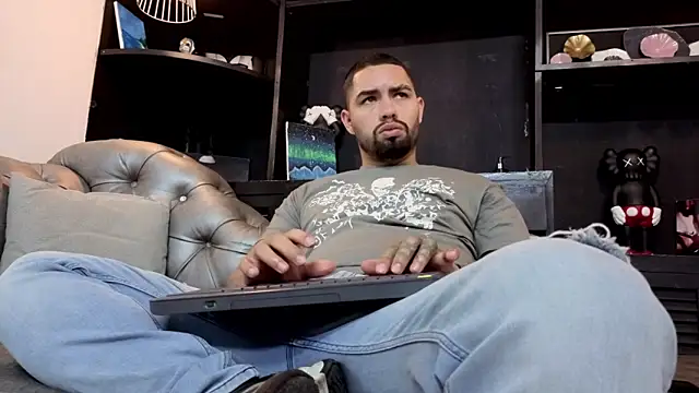 matteosantos online show from April 22, 2026, 1:12 pm