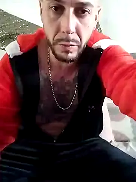 LoGaNfree88 online show from December 15, 2024, 4:04 pm