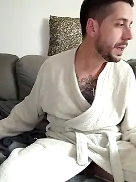 LoGaNfree88 online show from March 5, 2025, 3:18 pm