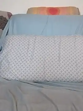 LoGaNfree88 online show from November 28, 2025, 1:08 am