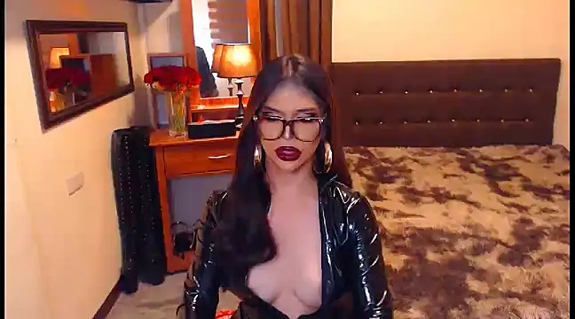 EXTREMELYDOM online show from December 6, 2024, 8:48 am