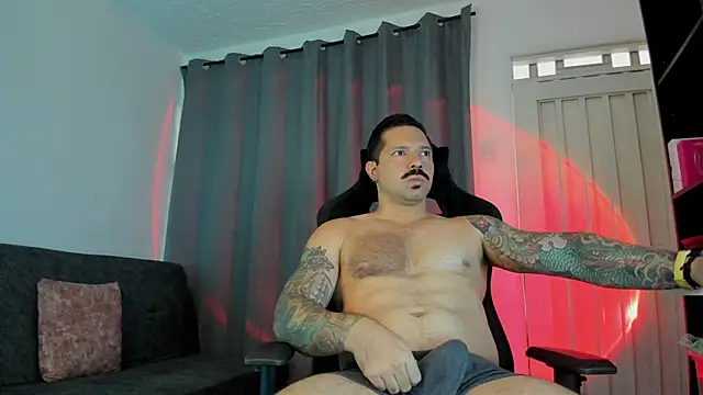 Pierre Vidal online show from November 15, 2025, 7:43 pm