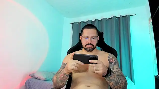 Pierre Vidal online show from April 21, 2026, 9:50 pm