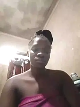 Snapshot of shape30 chatting on December 15, 2025, 6:56 pm shape30 online show from December 15, 2025, 6:56 pm