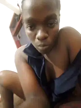 Snapshot of shape30 chatting on March 3, 2026, 5:41 pm shape30 online show from March 3, 2026, 5:41 pm