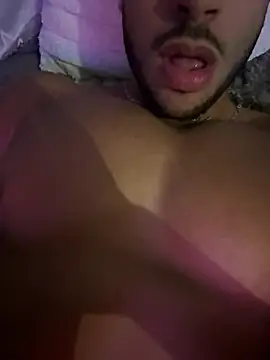 pimentfort77 online show from February 18, 2025, 10:58 pm