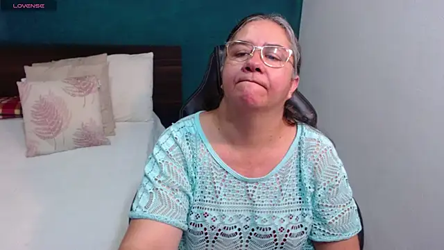 scaelettdubois online show from February 19, 2026, 1:34 am