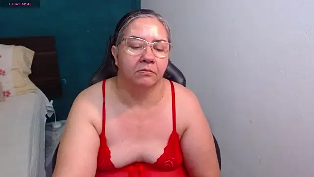 scaelettdubois online show from June 4, 2026, 12:49 am
