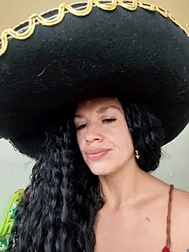 sexymarilyncolombia online show from February 21, 2025, 7:32 pm