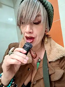 sexymarilyncolombia online show from April 19, 2026, 2:38 pm