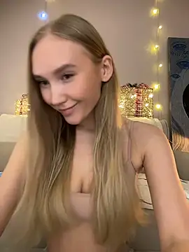 Snapshot of MariaTull chatting on December 16, 2025, 5:51 pm MariaTull online show from December 16, 2025, 5:51 pm