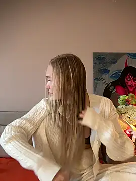 Snapshot of MariaTull chatting on February 6, 2026, 7:23 am MariaTull online show from February 6, 2026, 7:23 am