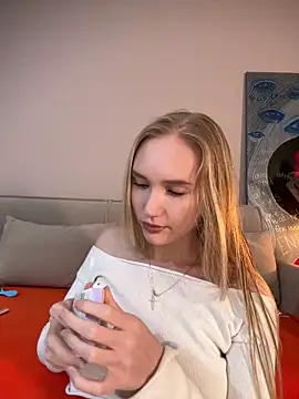 Snapshot of MariaTull chatting on February 19, 2026, 8:27 pm MariaTull online show from February 19, 2026, 8:27 pm