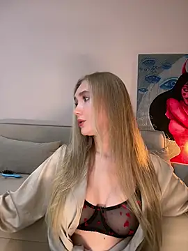 Snapshot of MariaTull chatting on June 24, 2026, 9:25 pm MariaTull online show from June 24, 2026, 9:25 pm