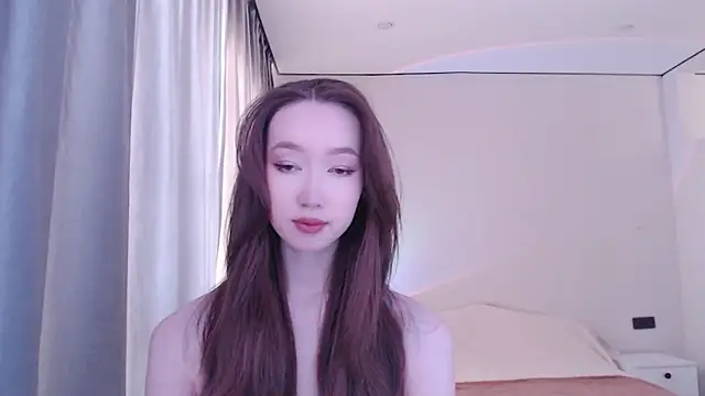  luna 022 online show from December 26, 2024, 4:10 am