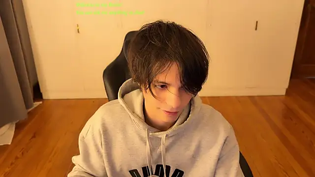 SasukeUhchiaa online show from July 19, 2026, 12:53 pm
