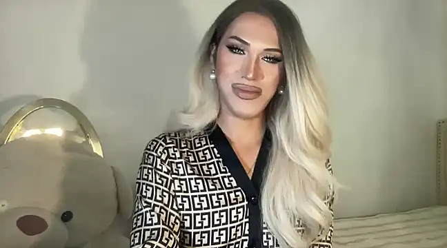 Ts glamxxxx online show from January 31, 2025, 5:30 am