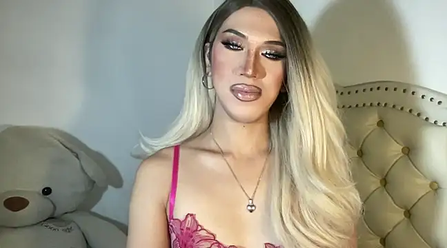 Ts glamxxxx online show from February 18, 2025, 5:53 am