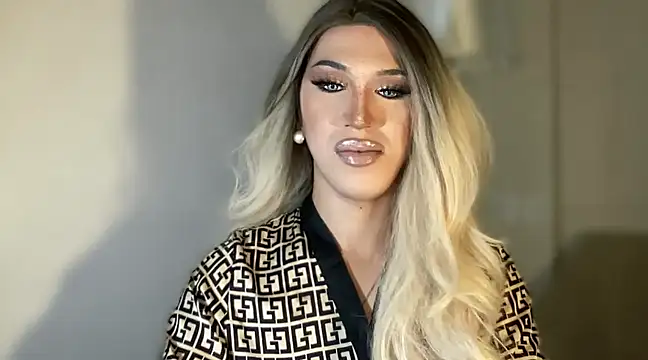 Ts glamxxxx online show from March 16, 2025, 6:34 pm